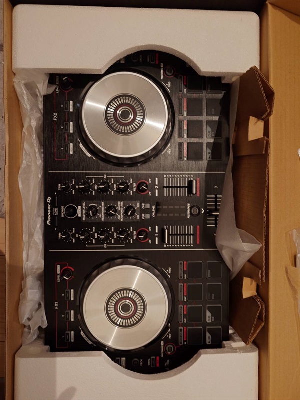 Pioneer DJ DDJ-SB2の画像